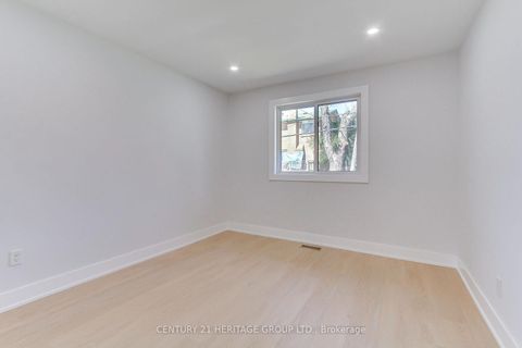 Photo 7 at 69 Marlin Court, London, Newmarket