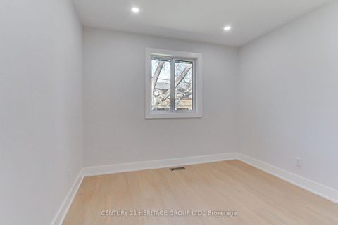 Photo 9 at 69 Marlin Court, London, Newmarket