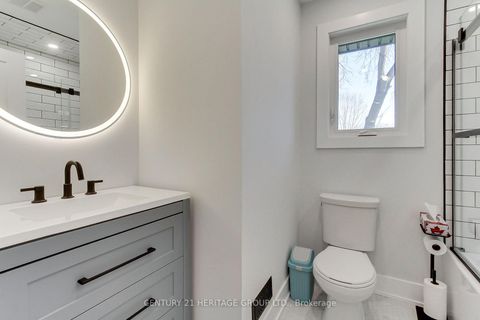 Photo 11 at 69 Marlin Court, London, Newmarket