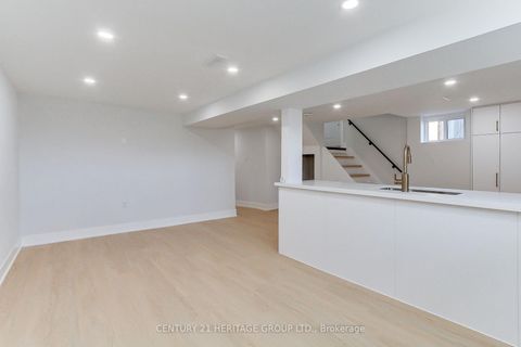 Photo 21 at 69 Marlin Court, London, Newmarket