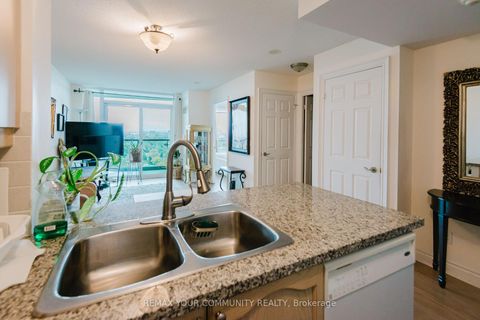 Photo 6 at 2510 - 15 Greenview Avenue, Newtonbrook West, Toronto