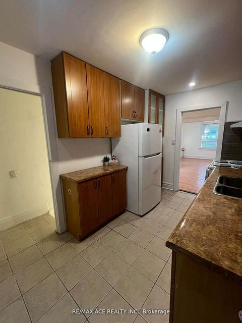 Photo 7 at 12 Mahoney Avenue, Mount Dennis, Toronto