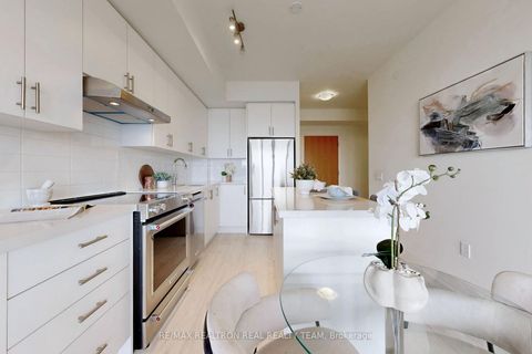 Photo 15 at 211 - 8960 Jane Street, Vellore Village, Vaughan