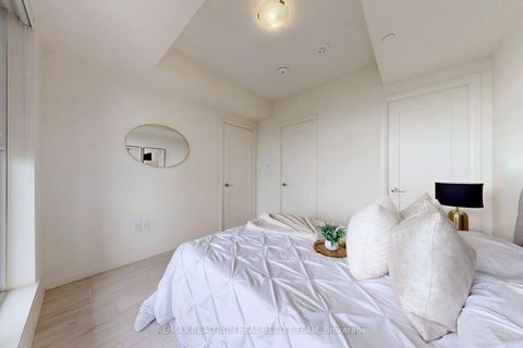 Photo 23 at 211 - 8960 Jane Street, Vellore Village, Vaughan