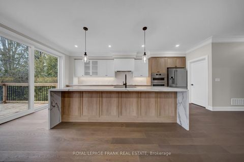 Photo 5 at 97 Steinway Drive, Port Perry, Scugog