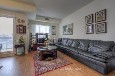 Photo 1 at 301 - 778 Sheppard Avenue W, Bathurst Manor, Toronto