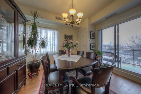 Photo 3 at 301 - 778 Sheppard Avenue W, Bathurst Manor, Toronto