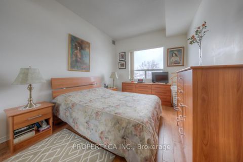 Photo 11 at 301 - 778 Sheppard Avenue W, Bathurst Manor, Toronto