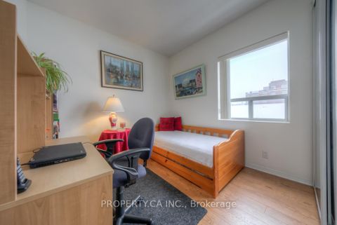 Photo 12 at 301 - 778 Sheppard Avenue W, Bathurst Manor, Toronto