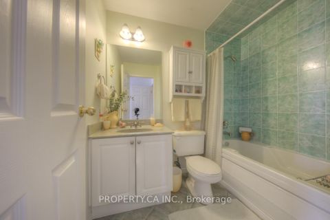 Photo 15 at 301 - 778 Sheppard Avenue W, Bathurst Manor, Toronto