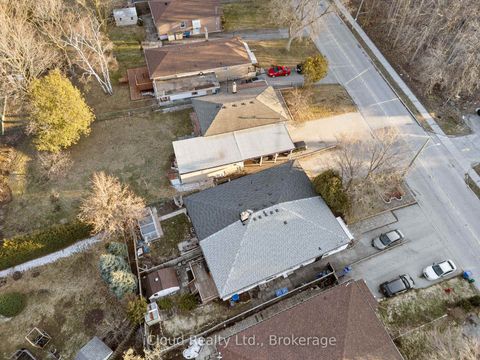 Photo 40 at 107 Bayview Parkway, Leslie Valley, Newmarket