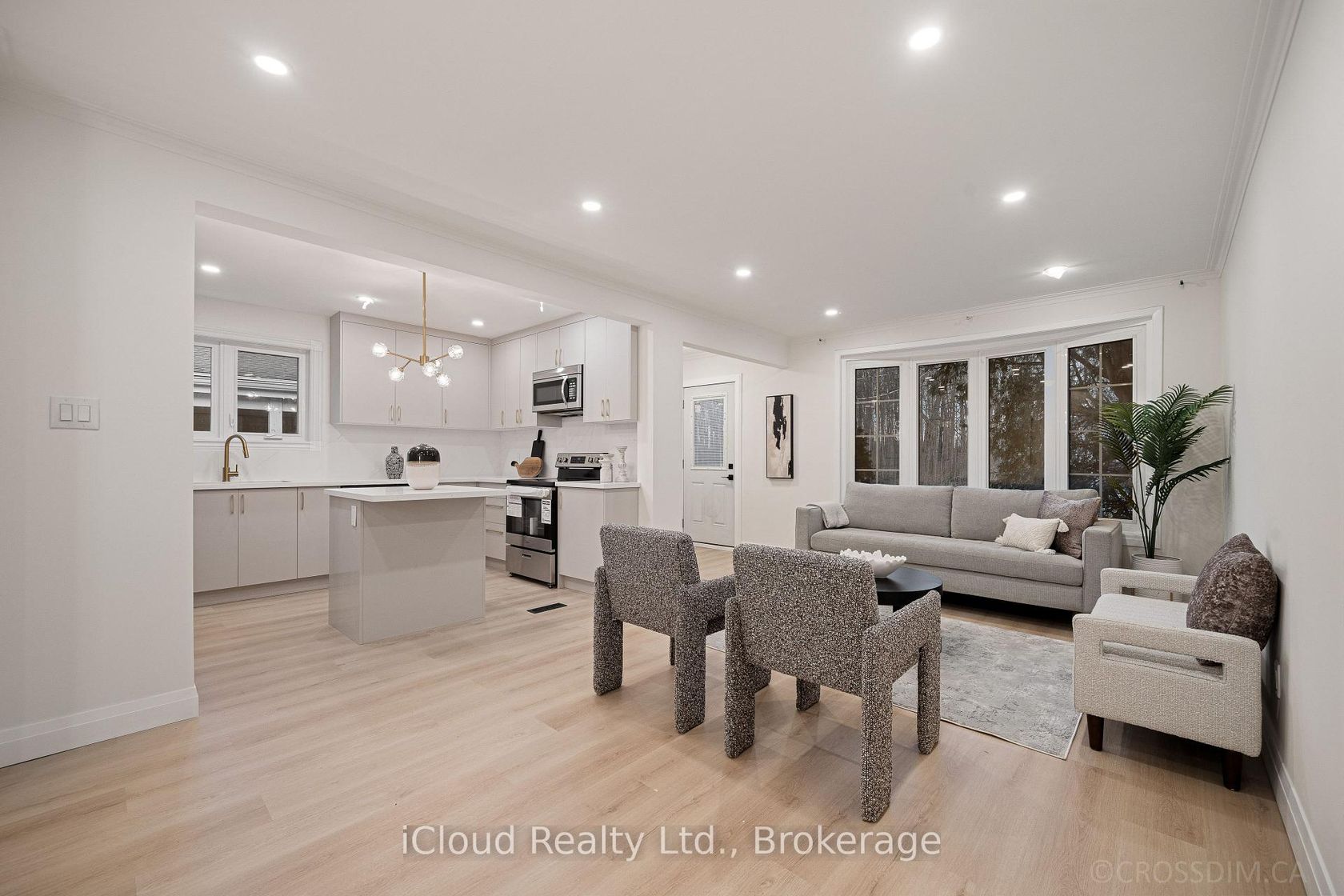 107 Bayview Parkway, Leslie Valley, Newmarket photo 4