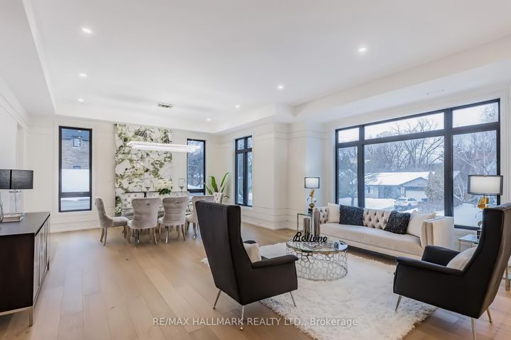 Photo 4 at 58 Sumner Heights Drive, Bayview Village, Toronto