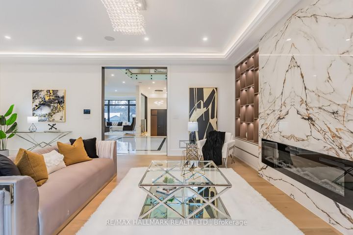 Photo 10 at 58 Sumner Heights Drive, Bayview Village, Toronto