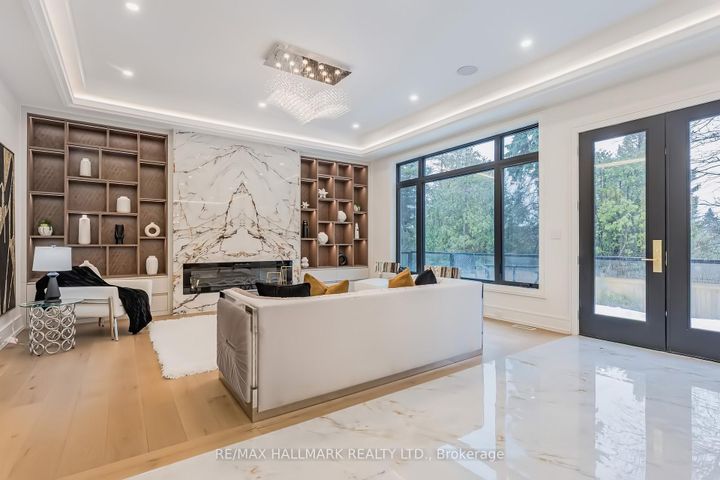 Photo 11 at 58 Sumner Heights Drive, Bayview Village, Toronto