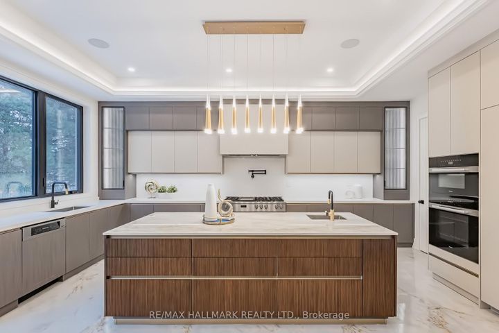 Photo 17 at 58 Sumner Heights Drive, Bayview Village, Toronto