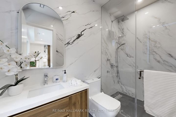 Photo 36 at 58 Sumner Heights Drive, Bayview Village, Toronto