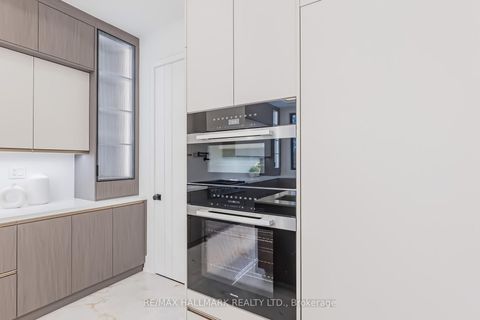 Photo 20 at 58 Sumner Heights Drive, Bayview Village, Toronto