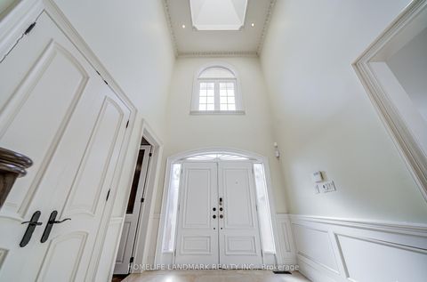 Photo 5 at 21 Kirkdale Crescent, Don Mills, Toronto