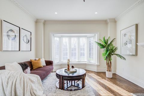 Photo 10 at 21 Kirkdale Crescent, Don Mills, Toronto