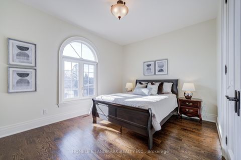 Photo 31 at 21 Kirkdale Crescent, Don Mills, Toronto