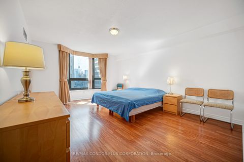 Photo 16 at 803 - 62 Wellesley Street W, Bay Street Corridor, Toronto