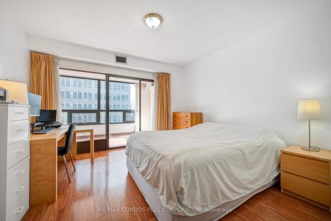 Photo 18 at 803 - 62 Wellesley Street W, Bay Street Corridor, Toronto