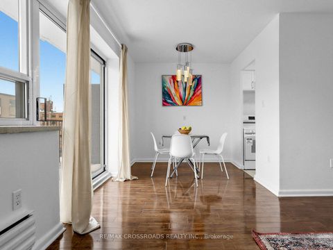 Photo 5 at 407 - 8 Kingsbridge Court, Branson, Toronto