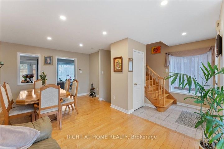 Photo 3 at 2356 Proudfoot Trail, WT West Oak Trails, Oakville