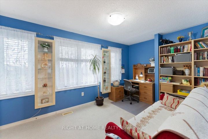 Photo 9 at 2356 Proudfoot Trail, WT West Oak Trails, Oakville