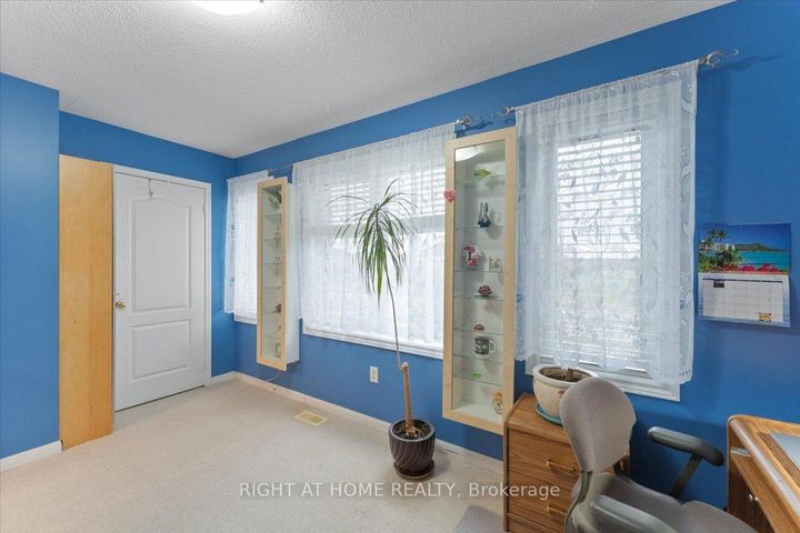 Photo 10 at 2356 Proudfoot Trail, WT West Oak Trails, Oakville