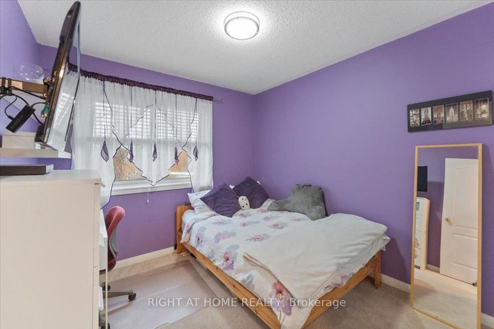 Photo 12 at 2356 Proudfoot Trail, WT West Oak Trails, Oakville