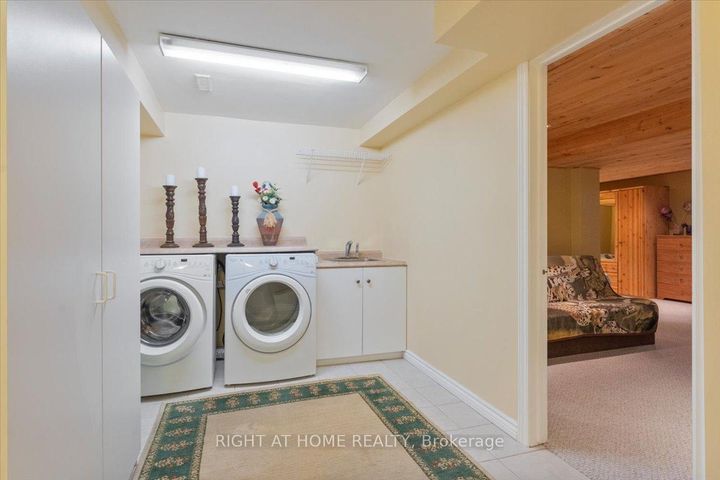 Photo 15 at 2356 Proudfoot Trail, WT West Oak Trails, Oakville