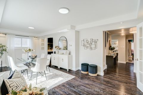 Photo 7 at 890 Wayne Drive, Leslie Valley, Newmarket