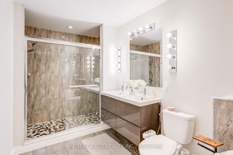 Photo 28 at 890 Wayne Drive, Leslie Valley, Newmarket