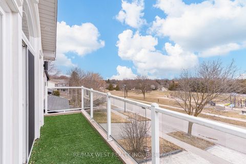 Photo 29 at 890 Wayne Drive, Leslie Valley, Newmarket