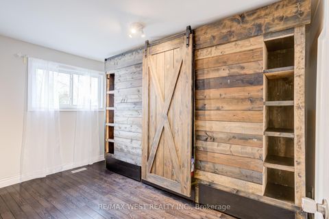 Photo 36 at 890 Wayne Drive, Leslie Valley, Newmarket