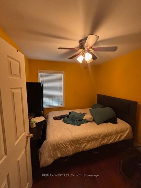 Photo 3 at 110 Darlingside Drive, West Hill, Toronto