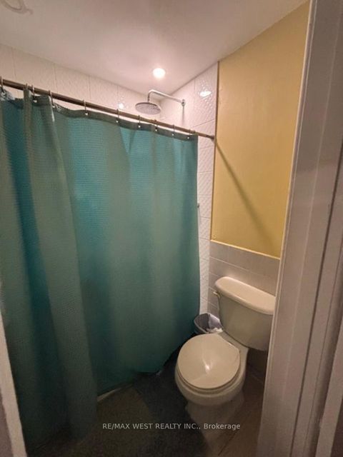 Photo 6 at 110 Darlingside Drive, West Hill, Toronto