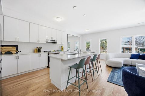 Photo 9 at 53 Danielle Moore Circle, Bendale, Toronto