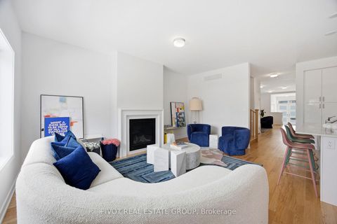 Photo 16 at 53 Danielle Moore Circle, Bendale, Toronto