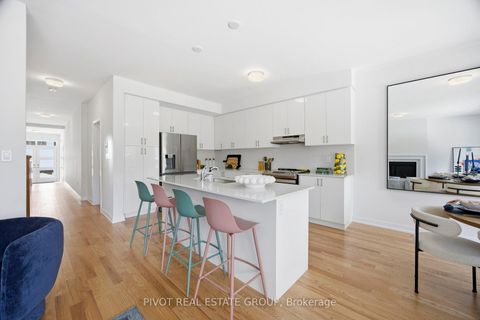 Photo 17 at 53 Danielle Moore Circle, Bendale, Toronto