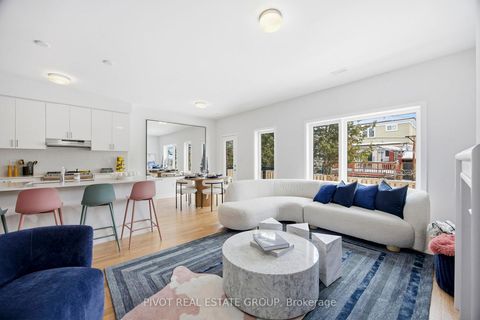 Photo 18 at 53 Danielle Moore Circle, Bendale, Toronto