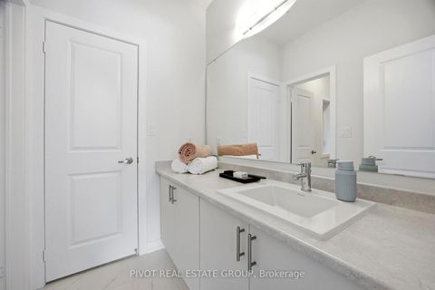 Photo 26 at 53 Danielle Moore Circle, Bendale, Toronto