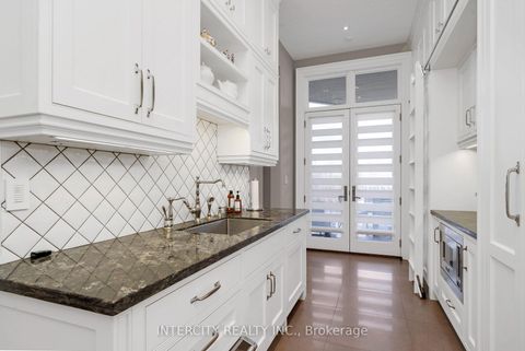 Photo 13 at 20 Orico Court, Kleinburg, Vaughan