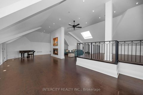 Photo 37 at 20 Orico Court, Kleinburg, Vaughan