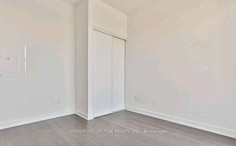 Photo 13 at 8 Tippett Rd E 1401, Clanton Park, Toronto