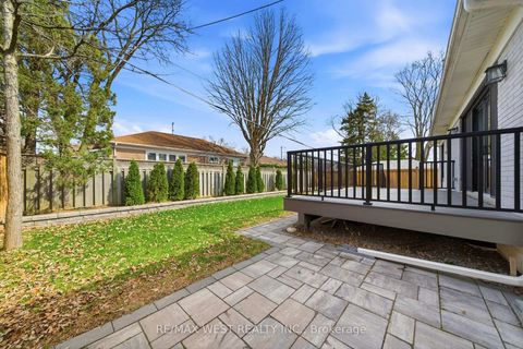 Photo 37 at 104 Great Oak Drive, Rosethorn, Toronto