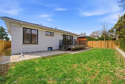 Photo 39 at 104 Great Oak Drive, Rosethorn, Toronto