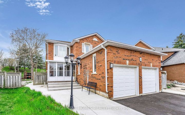 Photo 1 at 14 Large Court, Westgate, Brampton